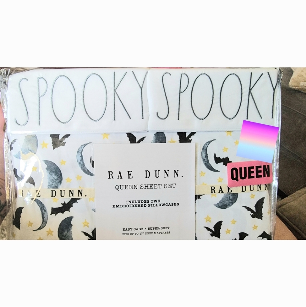 Rae Dun halloween fall queen sheet set